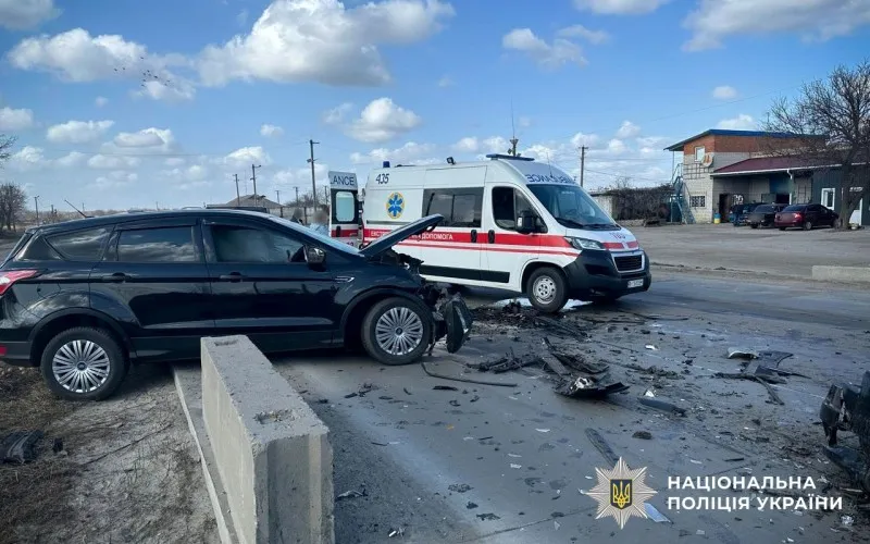 Внаслідок ДТП на Полтавщині госпіталізували двох людей