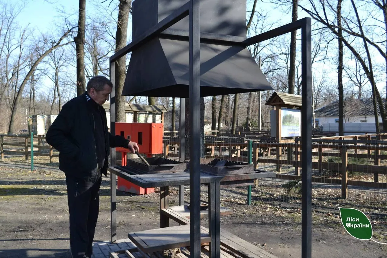 Лісівники нагадали про спеціальні місця для розведення багать на Полтавщині