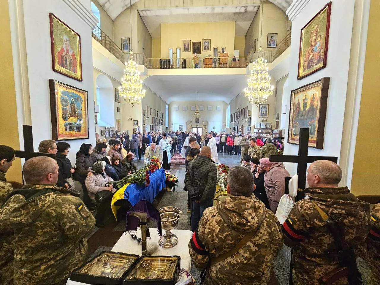 У Полтавській громаді попрощалися із чотирма загиблими захисниками України