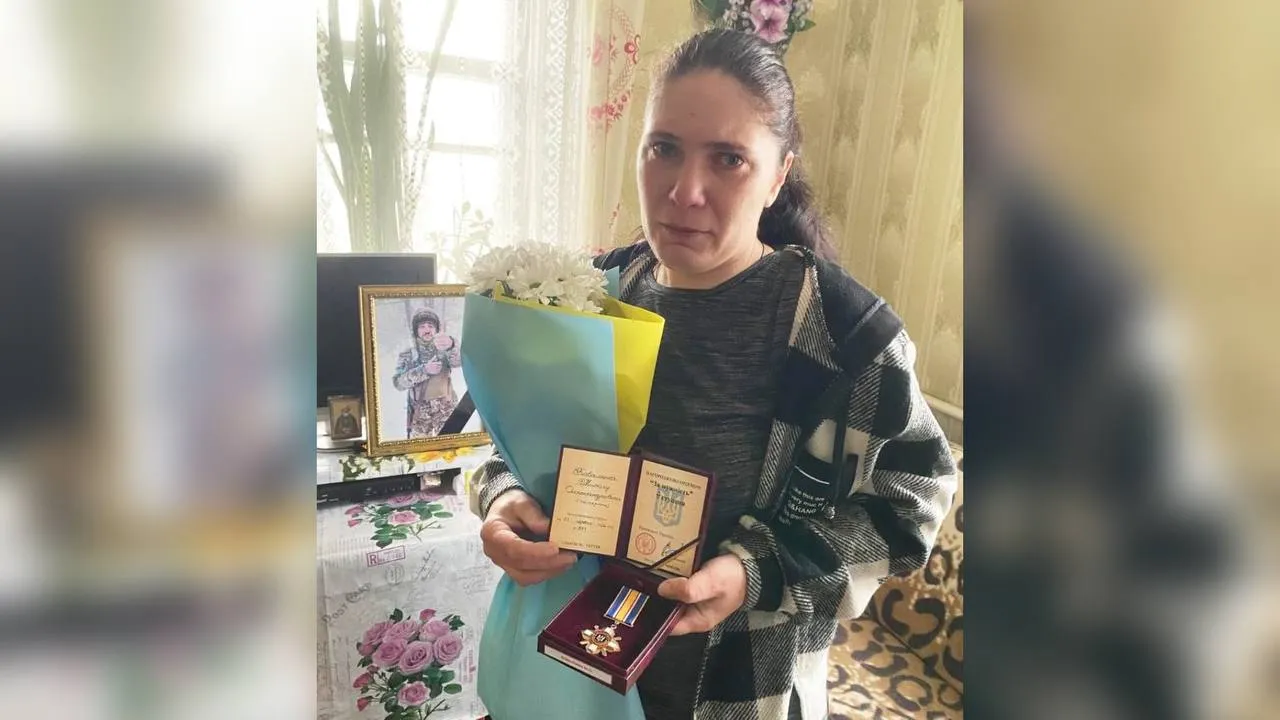 На Полтавщині родині загиблого воїна передали орден «За мужність»
