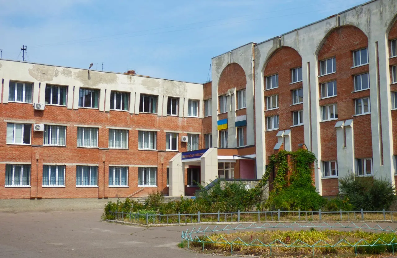 12 класів, кар’єрний радник та навчання по-новому: полтавський ліцей № 17 «Інтелект» пілотуватиме реформу старшої школи