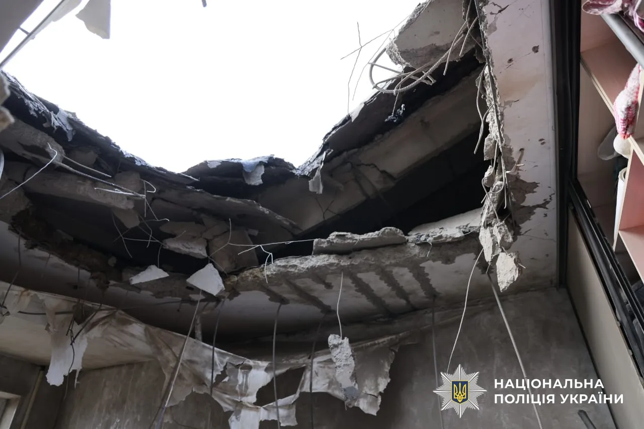 Правоохоронці показали наслідки російського удару по Полтаві