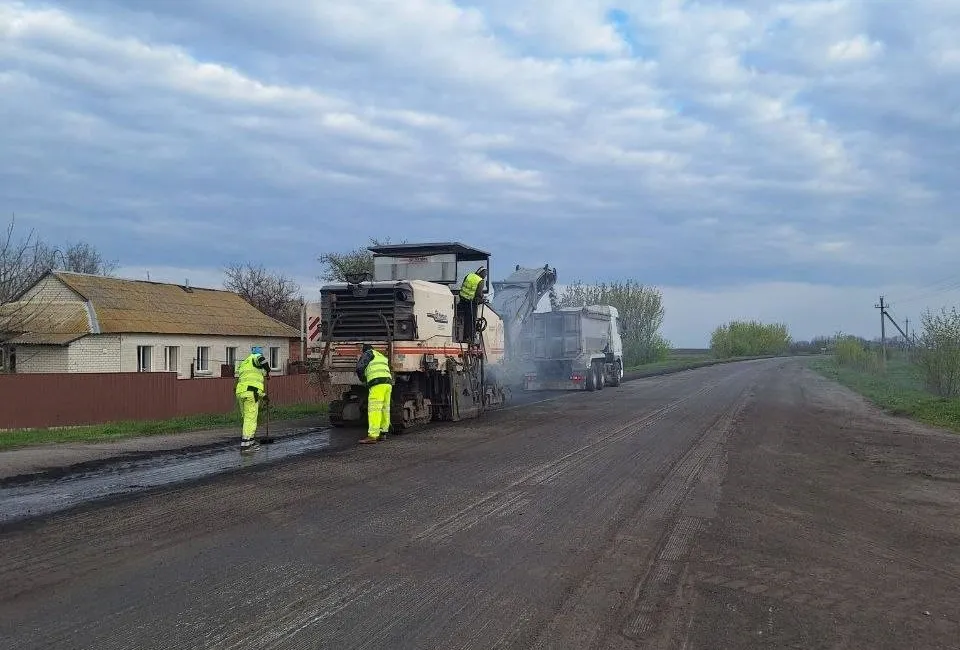 У Градизькій громаді розпочали ремонтувати ділянку дороги Бориспіль – Маріуполь