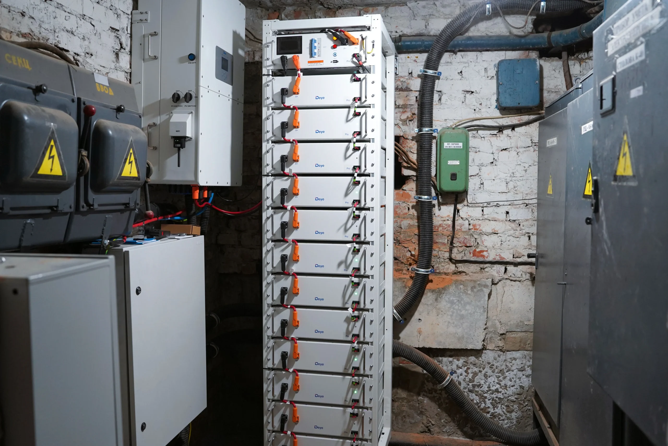 Ще у восьми школах Полтави встановлять резервне живлення