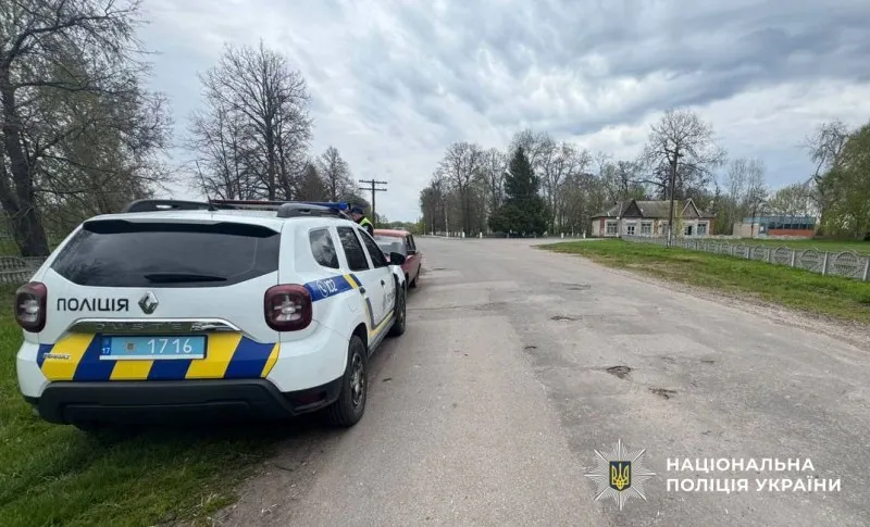 На Полтавщині нетверезий водій намагався підкупити поліціянтів