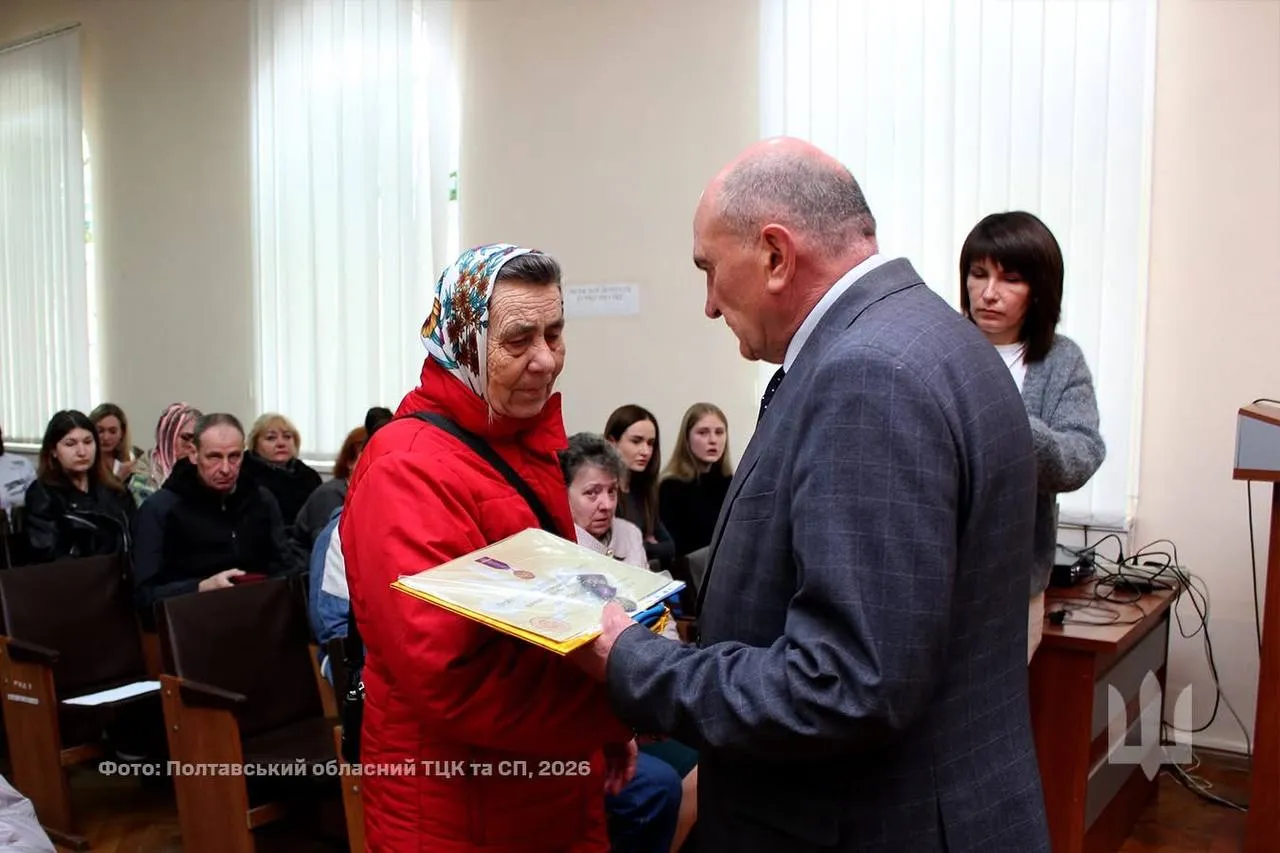 На Полтавщині передали державні нагороди родинам полеглих захисників