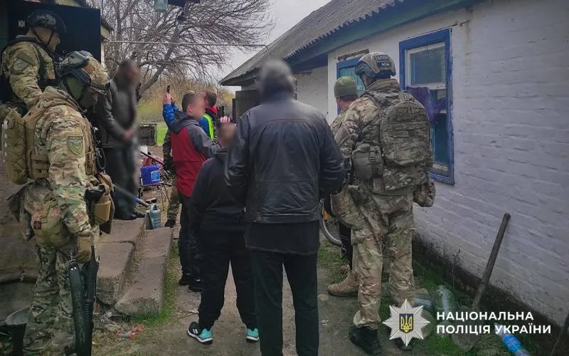 На Полтавщині затримали наркозбувача
