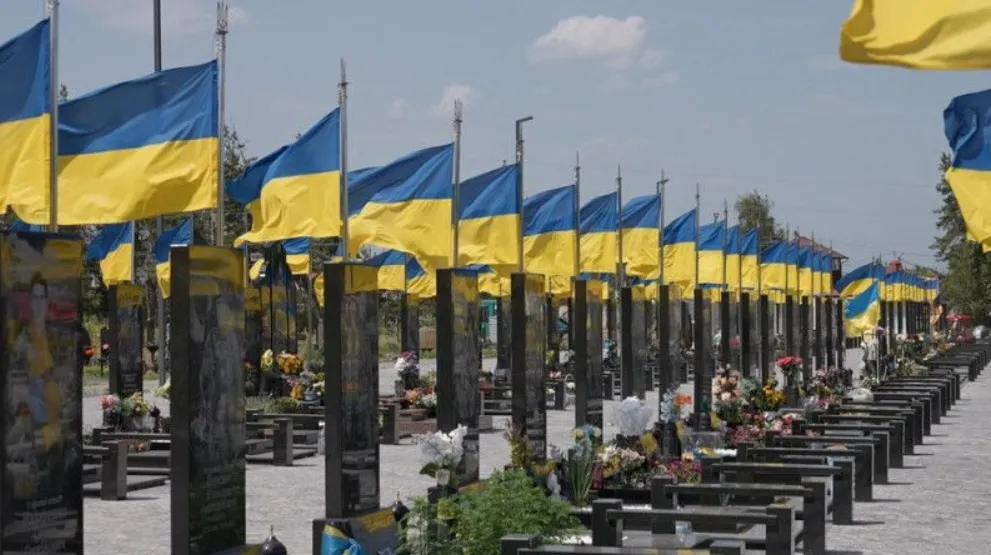 Будівництво меморіалу на Затуринському кладовищі: рідні полеглих просять провести конкурс