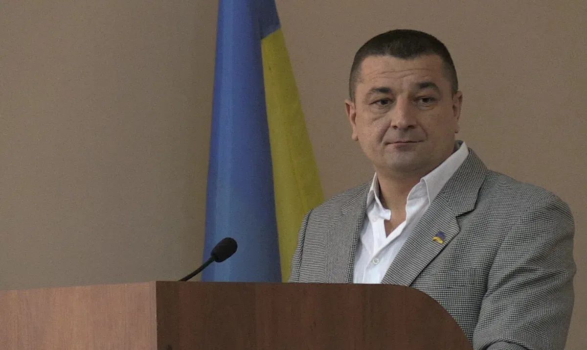 Не вистачило голосів, щоб звільнити депутата Подільської райради в Полтаві Сергія Бойка з посади заступника голови
