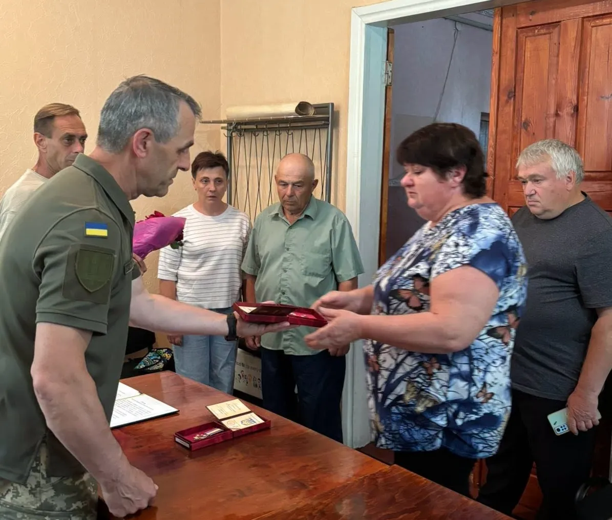 Президент посмертно нагородив воїнів з Полтавської області