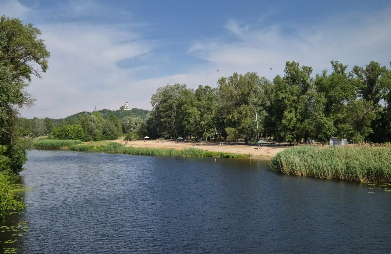 Оприлюднили перелік пляжів Полтавщини, де безпечно купатися