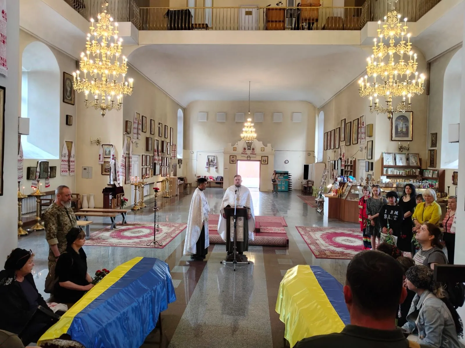 У Полтаві відбулося прощання з полеглими захисниками