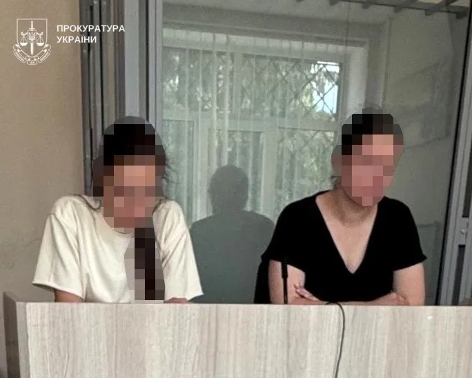 Лікаркам із Полтавщини, підозрюваним у підробленні документів про лікування чоловіків, обрали запобіжні заходи