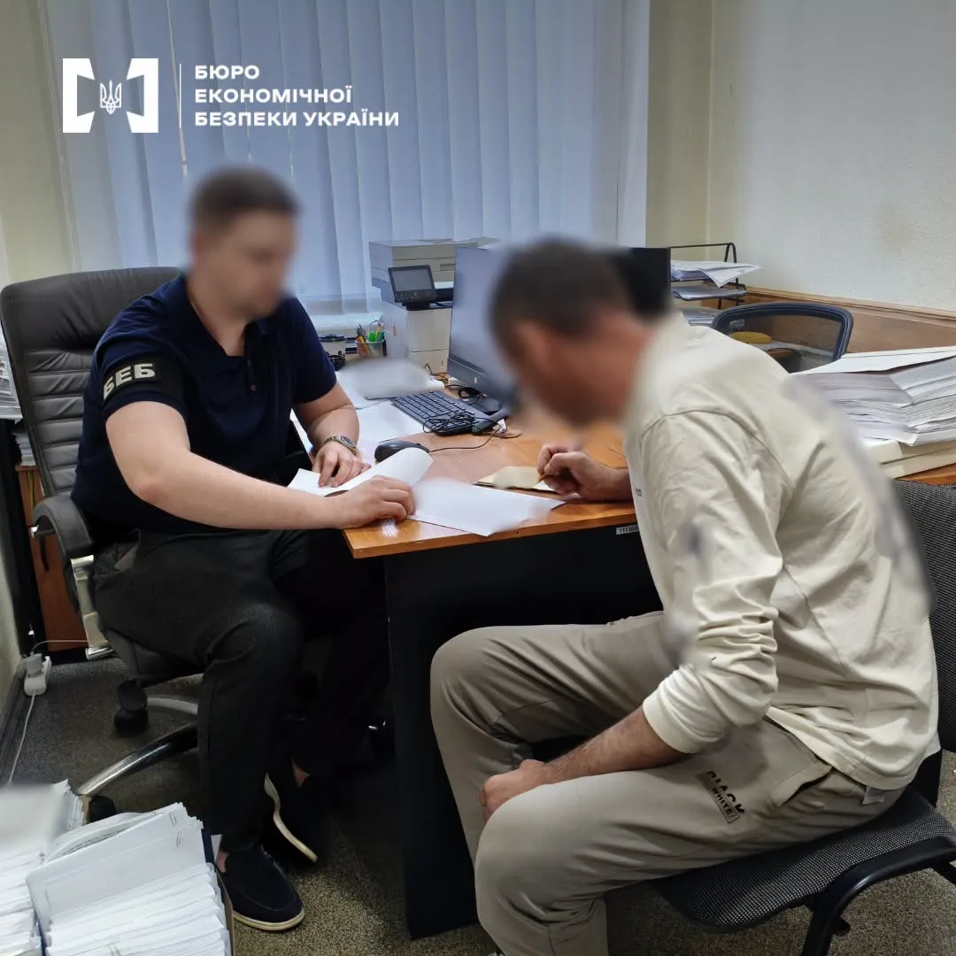 Судитимуть двох полтавців, які організували підпільні виготовлення і продаж бензину