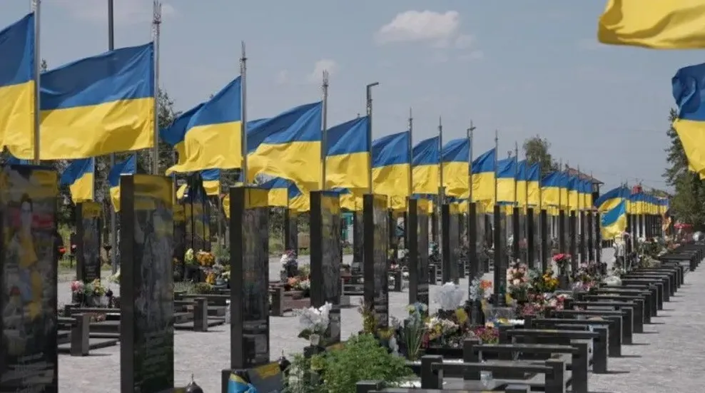 Розширення сектору почесних поховань та конкурс на створення військового меморіалу – яка ситуація із Затуринським кладовищем