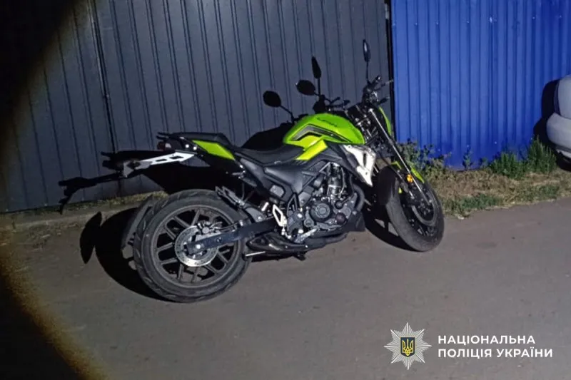 У Решетилівці неповнолітній мотоцикліст збив жінку з дитиною