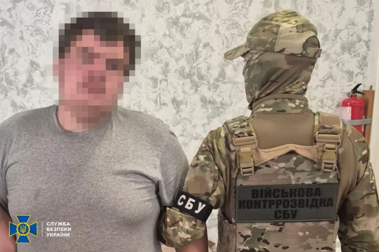 На Полтавщині затримали військовослужбовця, який коригував російські атаки по автозаправних станціях