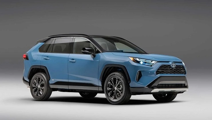 Особливості купівлі Toyota RAV4 з Америки