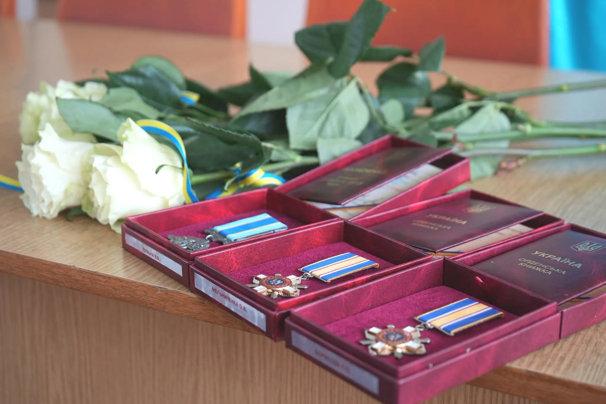 Рідним чотирьох полеглих воїнів з Полтавщини передали їхні нагороди
