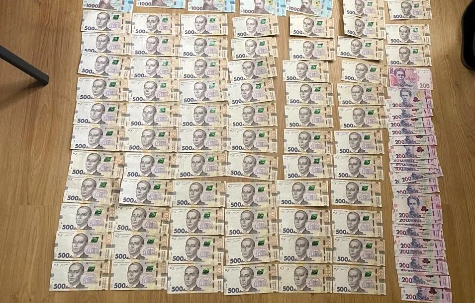 Директора одного з полтавських медзакладів підозрюють в одержанні неправомірної вигоди