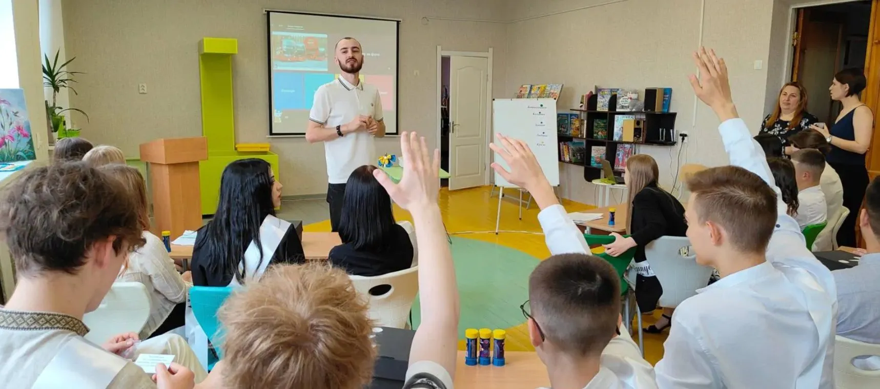 Двоє вчителів із Полтавщини увійшли до топ-50 найкращих педагогів країни