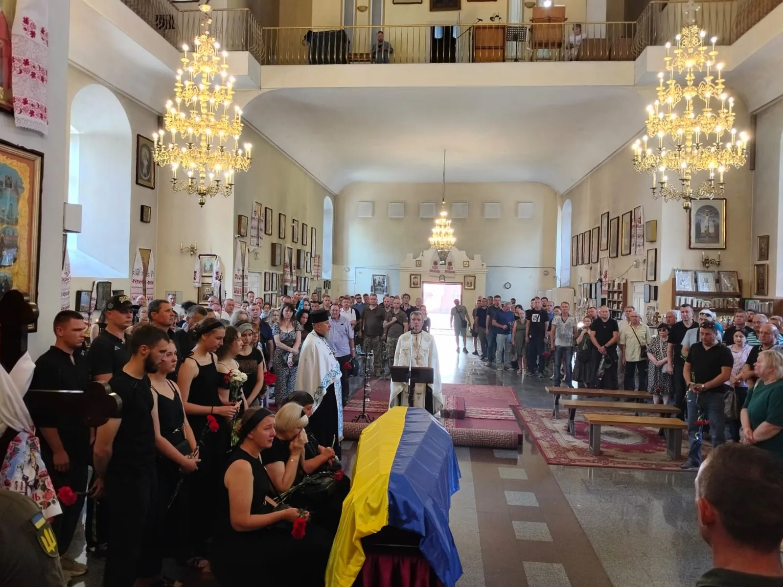 У Полтаві попрощалися із захисником Дмитром Дубовим