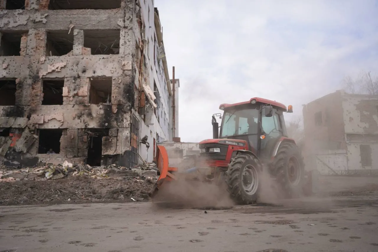 На Полтавщині накопичилося близько 7000 тонн відходів руйнувань від війни: як їх можна використати у відбудові