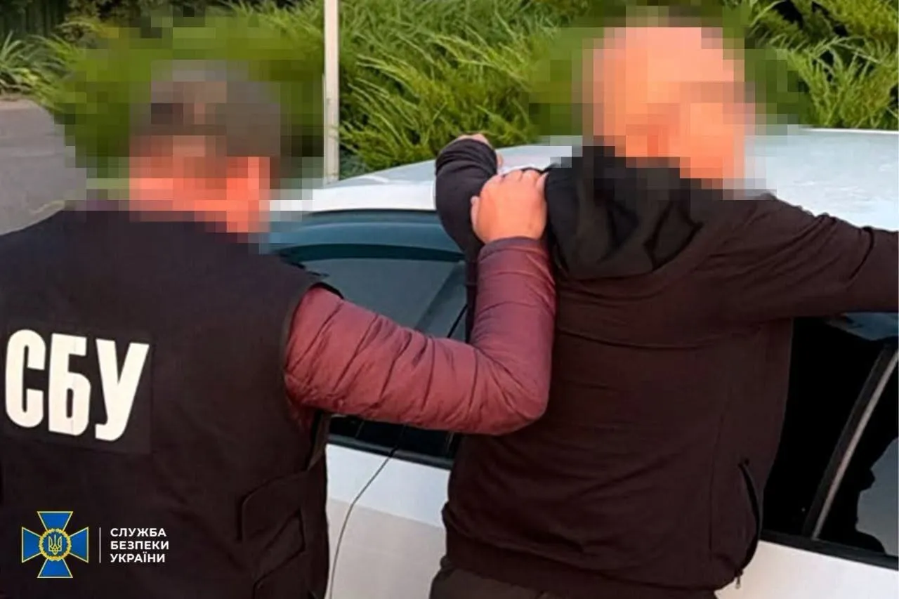Посадовця Полтавського обласного ТЦК та СП викрили на вимаганні хабаря