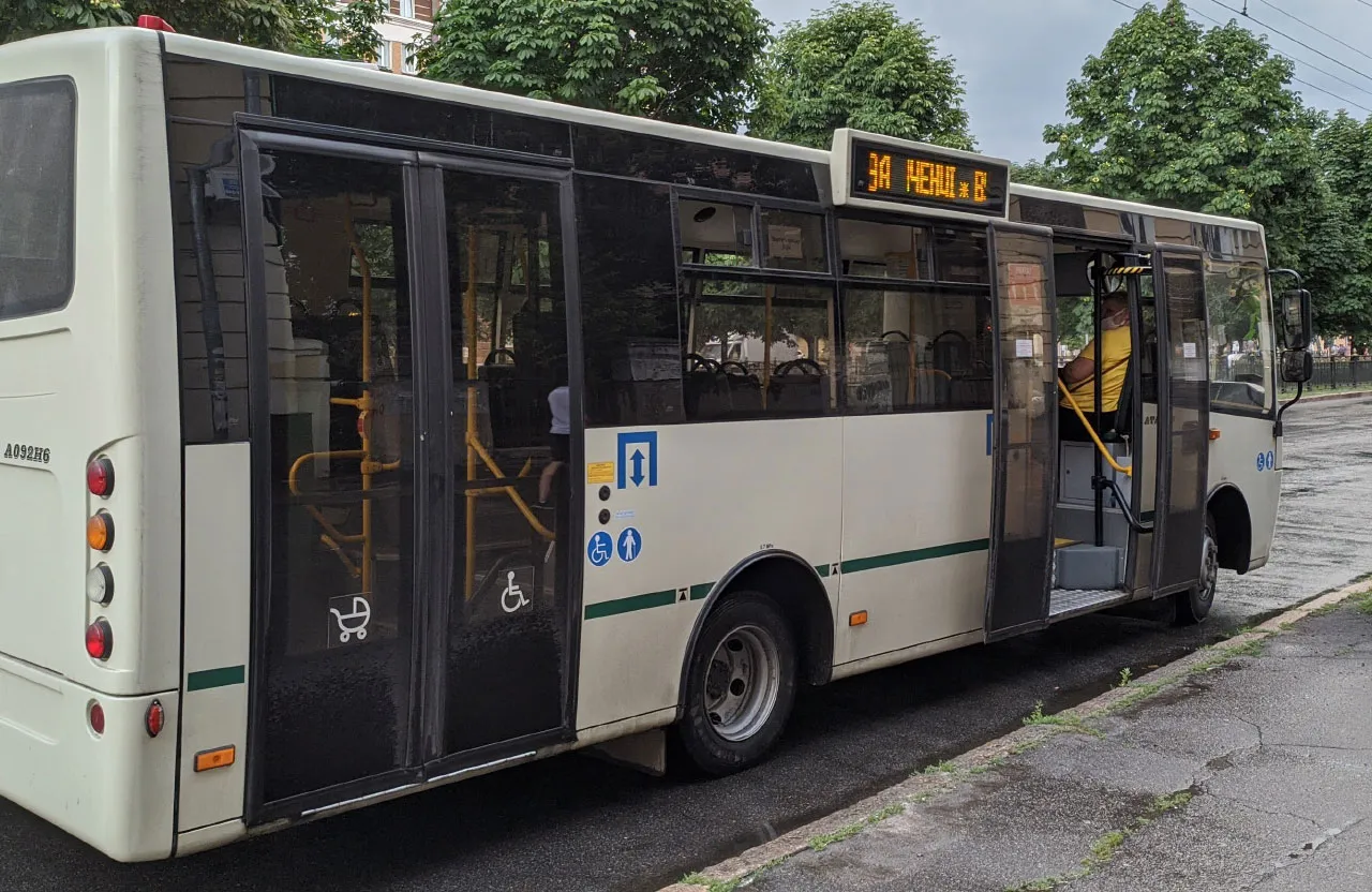 У Полтаві кілька автобусів тимчасово курсують за зміненими маршрутами