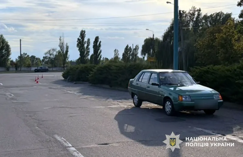 У Кременчуці автомобіль збив велосипедиста