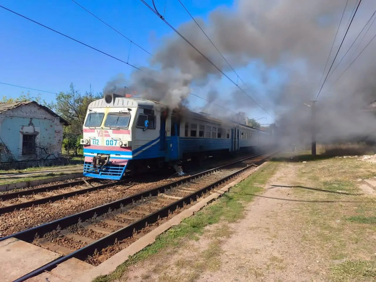 Нові правила безпеки під час подорожей залізницею: евакуації та поради від пасажирів