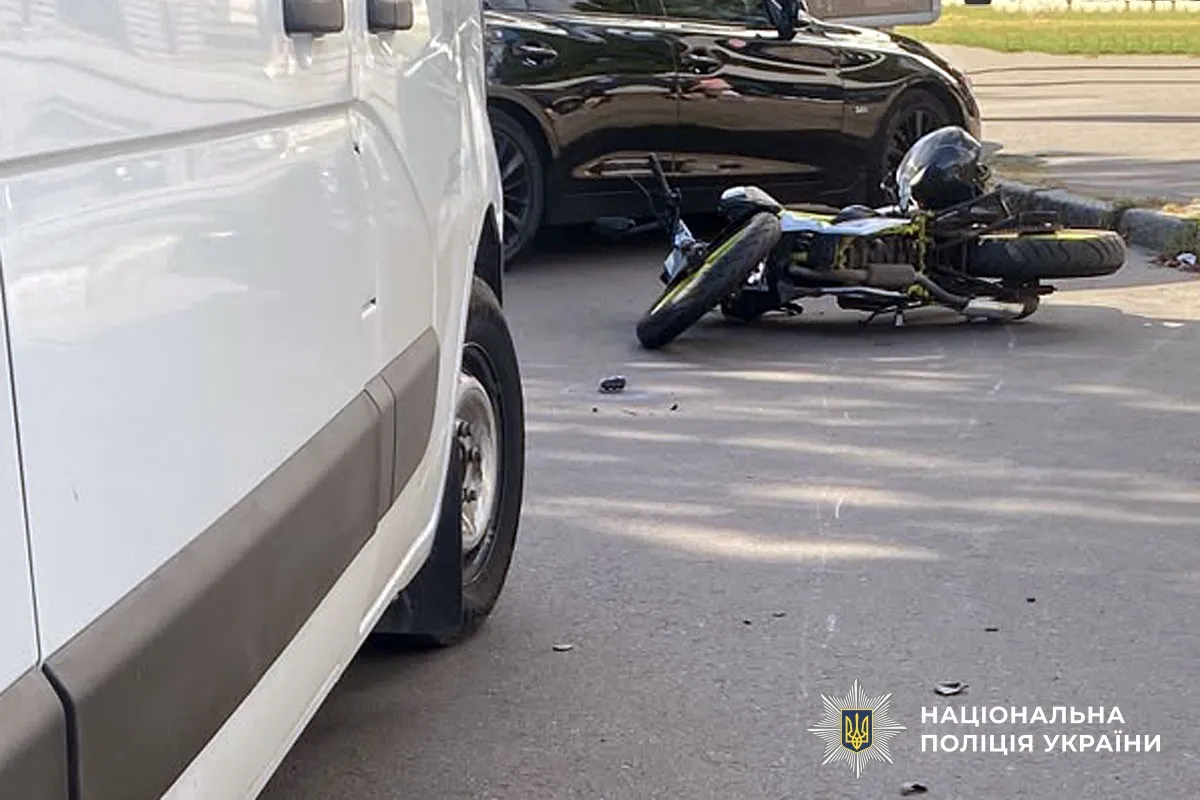 У Полтаві неповнолітній мотоцикліст потрапив у ДТП