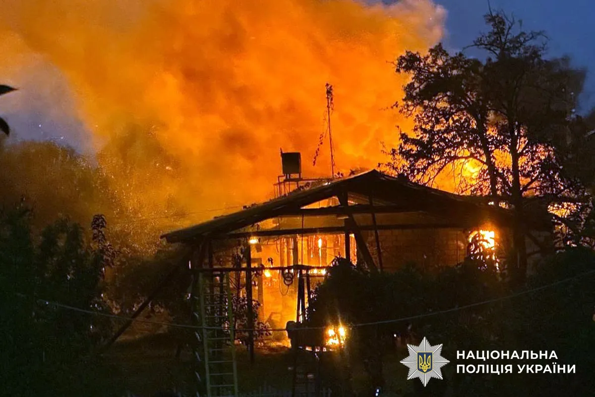 Внаслідок російської атаки на Полтавщині загорілися дачні будинки