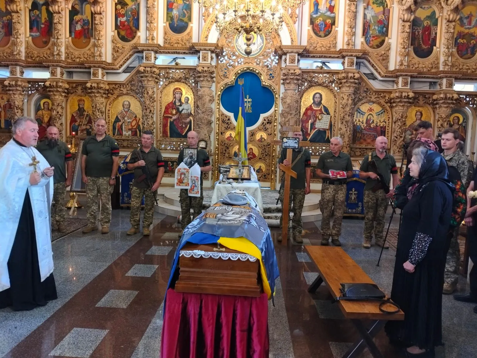 У Полтаві попрощалися з полеглим захисником