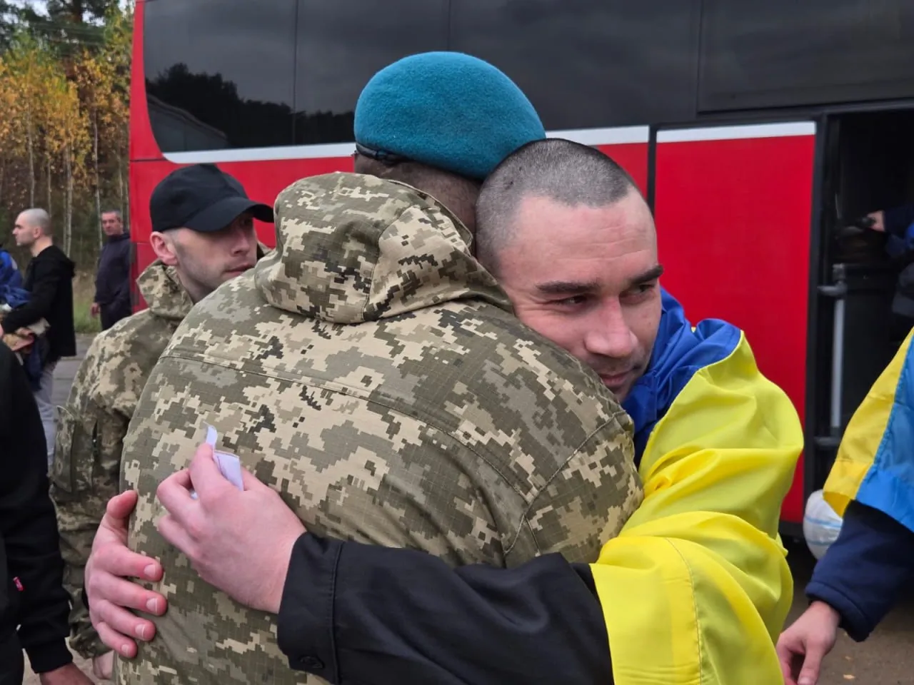З російського полону повернули трьох захисників із Полтавщини