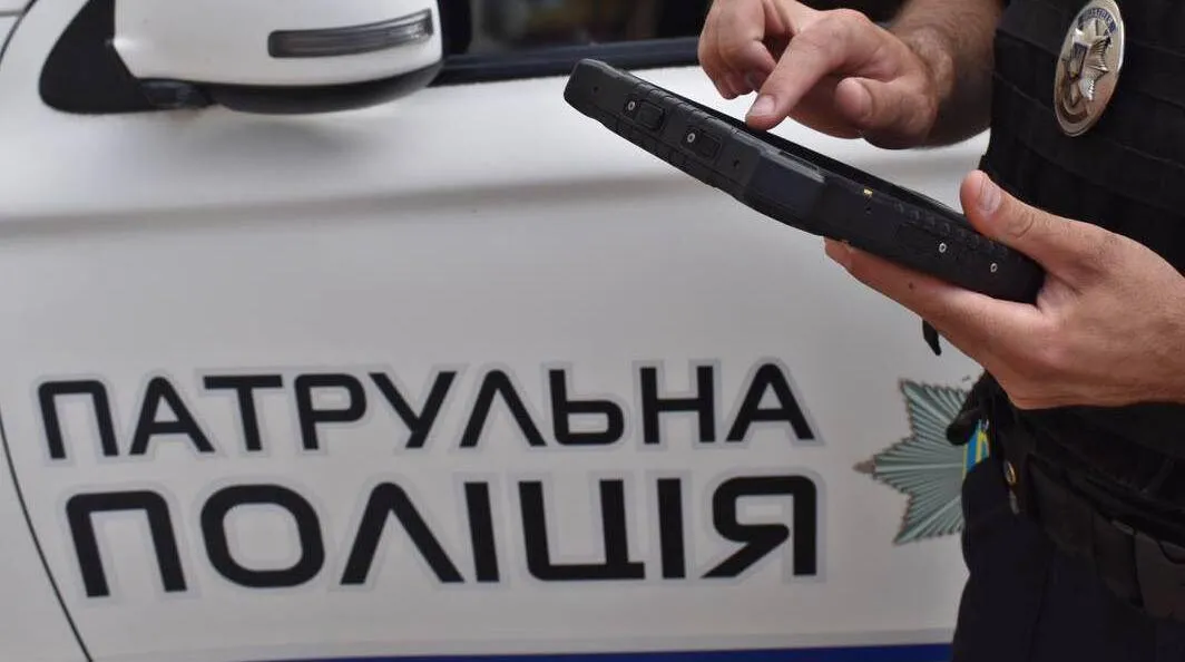 У Верхолах зупинили нетверезого водія, позбавленого права керування