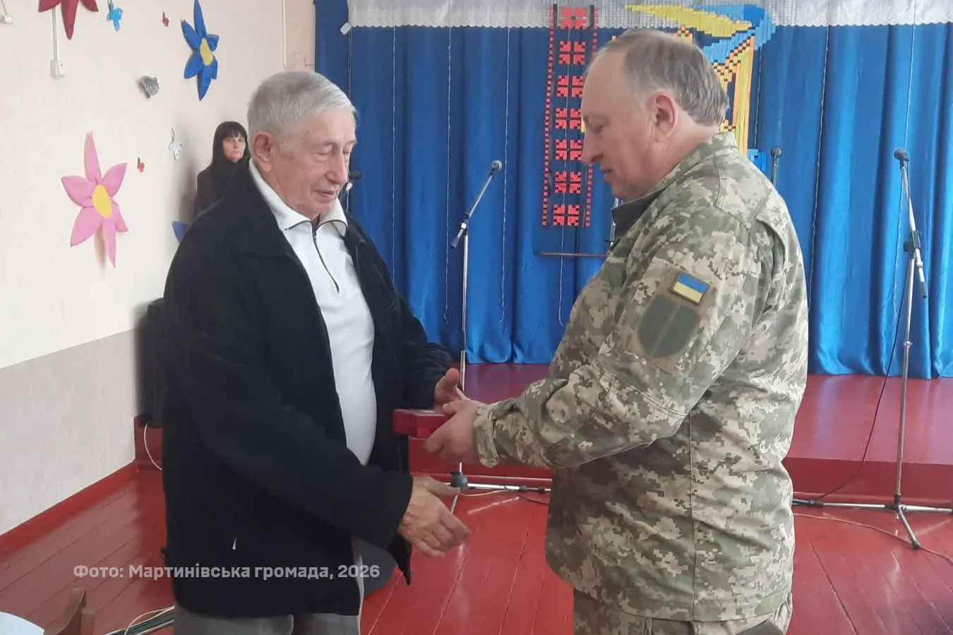 Сім’ям захисників з Полтавщини передали їхні нагороди