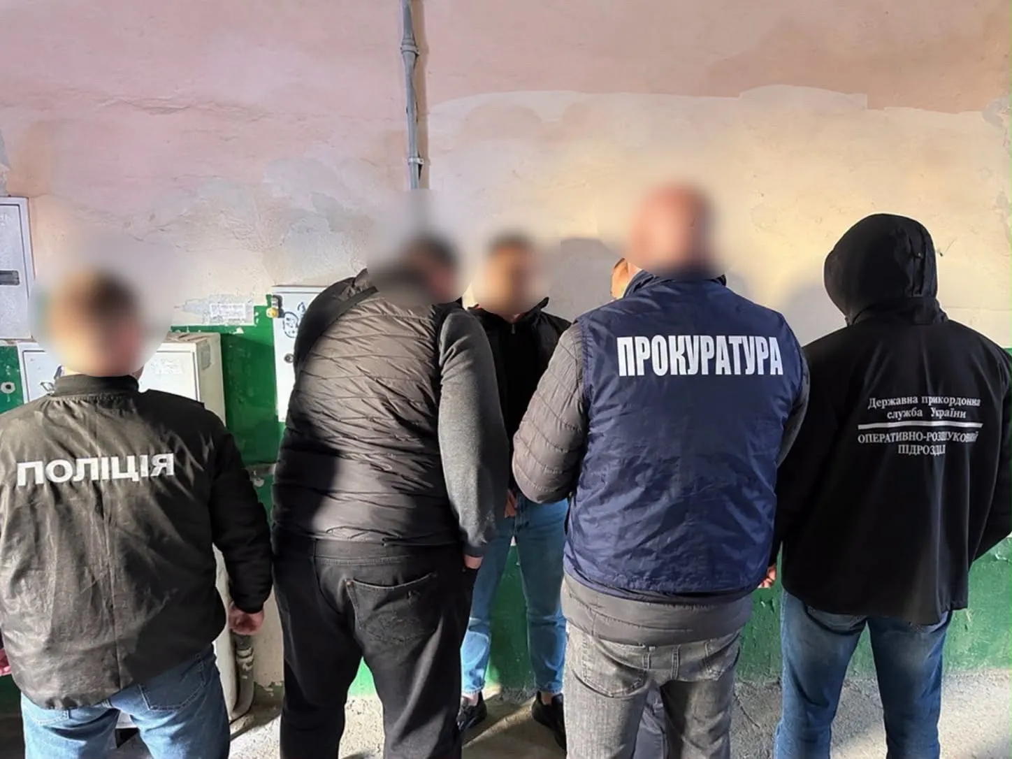 Викрили жителя Полтавщини, який за сім тисяч доларів планував незаконно переправити чоловіка за кордон