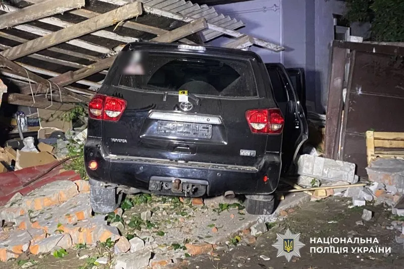 На Полтавщині нетверезий водій скоїв ДТП, в якій поранені двоє людей
