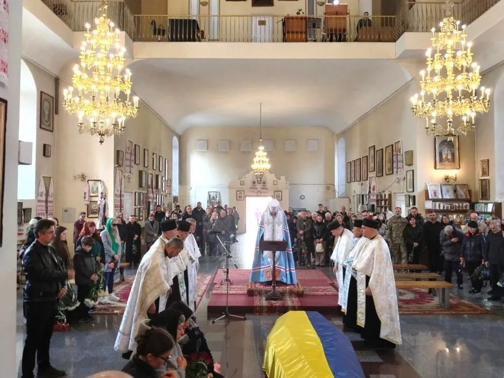 У Полтаві попрощалися з полеглим на війні захисником