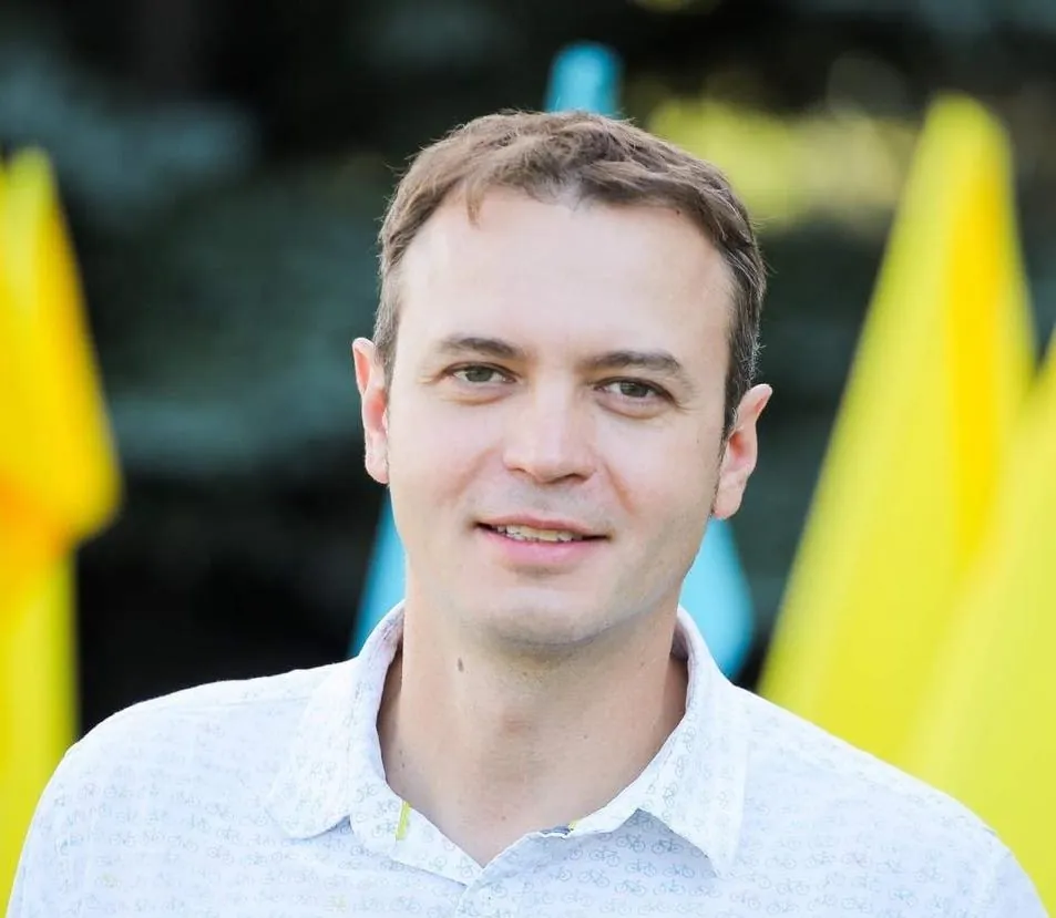 Депутатом Полтавської міськради зареєстрували Вячеслава Тютюнника, який виїхав за системою «Шлях» і не повернувся