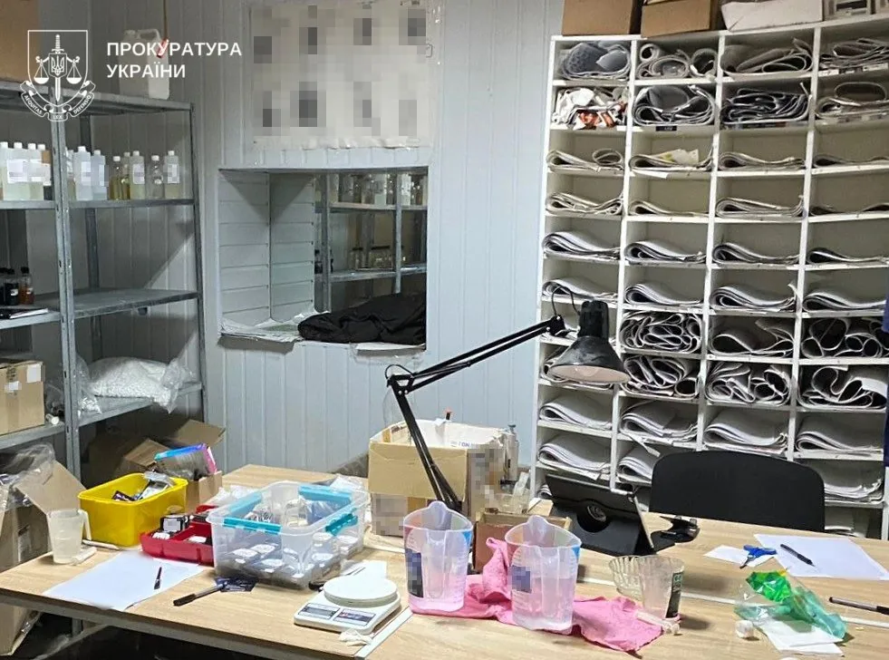 У Полтаві викрили незаконне виробництво рідини для електронних сигарет